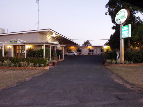 Acacia Motel - Tourism Noosa 0