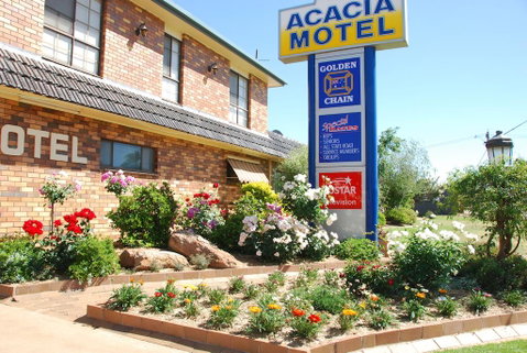 Acacia Motel - Tourism Noosa 0