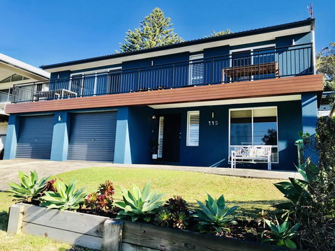 Acqua Dolce Beach House - Tourism Noosa 0