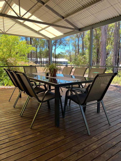 Diamond Lake Escape - Tourism Noosa 3