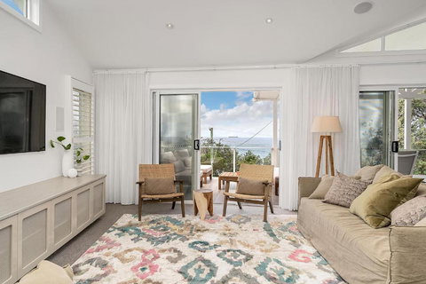 Drift - Ocean & Panoramic Views At Coledale - Tourism Noosa 4