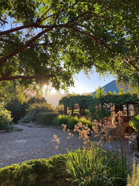 Earthen Home - Tourism Noosa 1