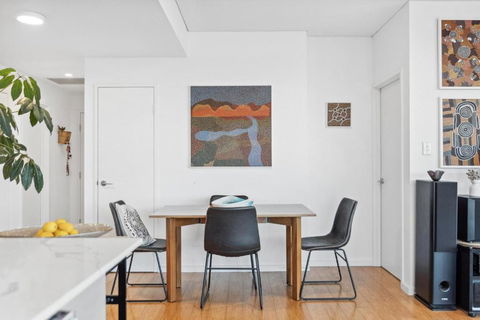 EAST34/60 - Urban Sanctuary - Tourism Noosa 2