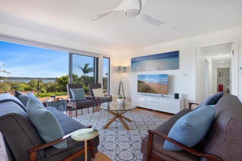 EAST52A - Lake Views - Tourism Noosa 0