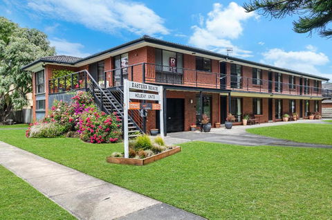 Eastern Beach Unit 4 - Tourism Noosa 1