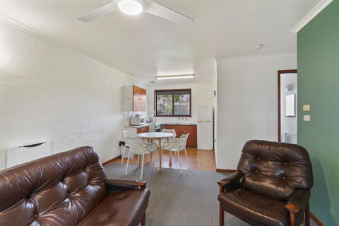 Eastern Beach Unit 4 - Tourism Noosa 2