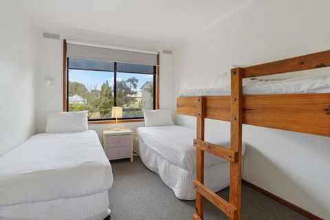 Eastern Beach Unit 4 - Tourism Noosa 4
