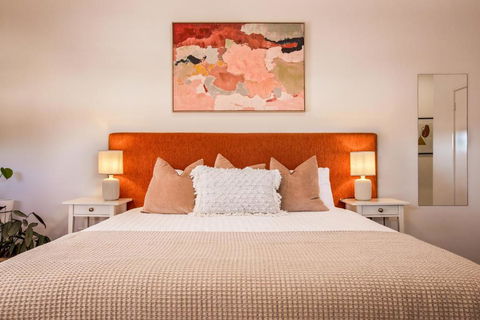 EM Apartments - Tourism Noosa 0