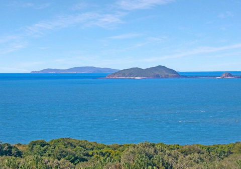ESCAPE WITH A VIEW - Tourism Noosa 3