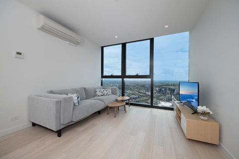 EQ Tower Modern Apartments Melbourne Central CBD - Tourism Noosa 3