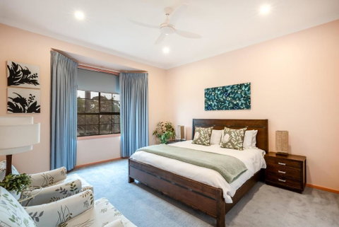 Family Beach House Near Barwon River & Beaches - Tourism Noosa 1