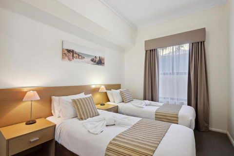 Fabulous Apt In Northbridge With Pool & WiFi - Tourism Noosa 3
