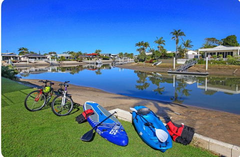 Fabulous Canal-front Unit In Mooloolaba - Tourism Noosa 0
