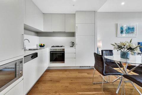 Fabulous Corporate Apartment Macquarie Park M907 - Tourism Noosa 1