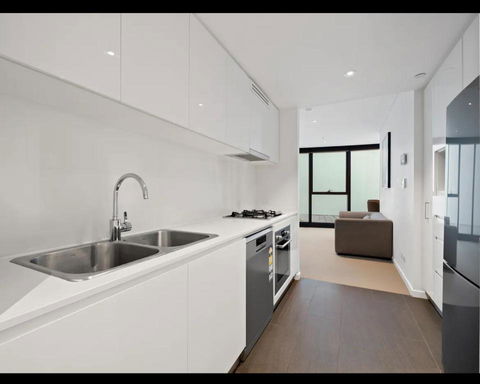 Fabulous Room For Rent - Tourism Noosa 2