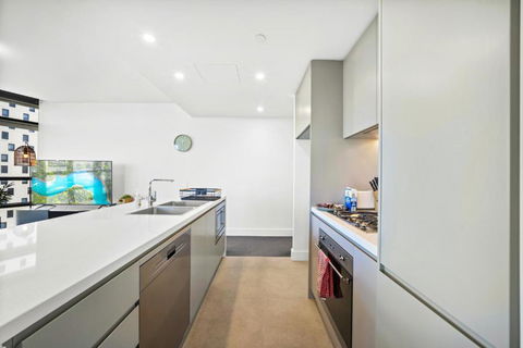 Fabulous View Apartment In Sydney Olympic Park - Tourism Noosa 2