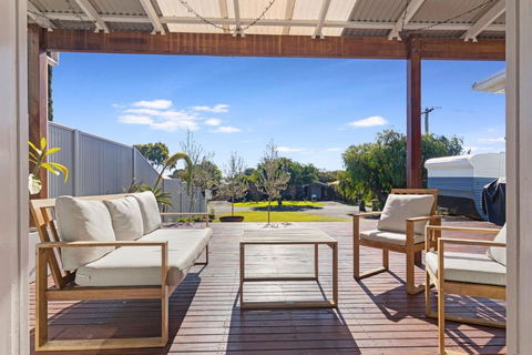 Fairbairn Beach House - Tourism Noosa 0