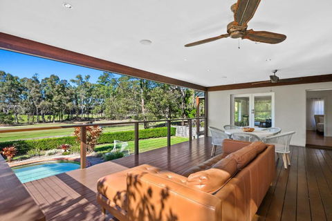 Fairway By Khove - Tourism Noosa 1
