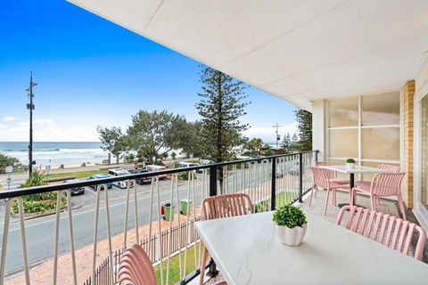Family 2 & 3 Bedroom Apartments In Surfers Paradise - Driftwood - Privately Managed - Wow Stay - Tourism Noosa 0