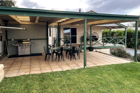 Family And Pet Friendly In Central Location - Tourism Noosa 0