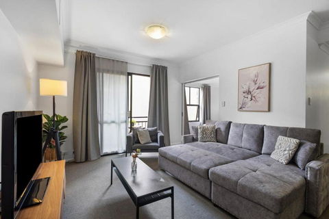 Family Apartment Close To Perth City - Tourism Noosa 3