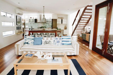 Family Beach House At Sebel Twin Waters Resort - Tourism Noosa 2