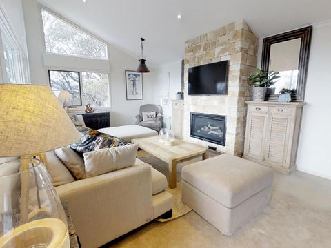 Family Chalet 27 The Stables Perisher - Tourism Noosa 2