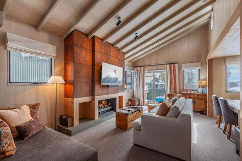 Family Chalet 34 The Stables Perisher - Tourism Noosa 0
