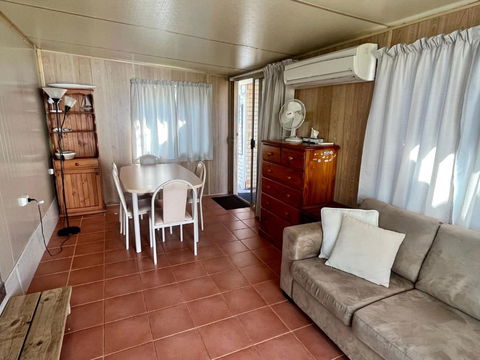 Family Getaway Cabin 50 - Tourism Noosa 1