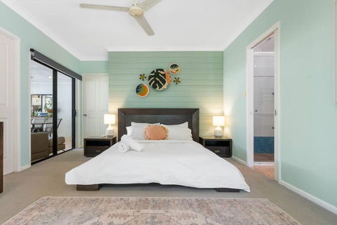 Family Home With Pool - 2 Mins To Beach & Playground - Tourism Noosa 0