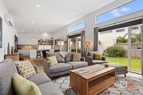 Family Luxury 3 Bdr King Bed - Tourism Noosa 0