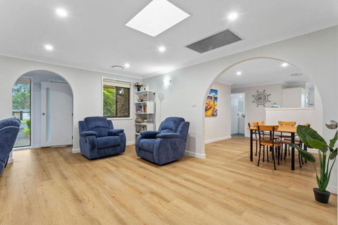 Family Tides Beach Escape - Tourism Noosa 2