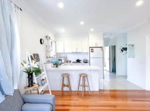 FamilyFriendly 3 Bedroom Retreat - Shared - Parking And Wifi - Tourism Noosa 3