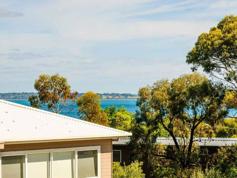 Fantasea - Tourism Noosa 0
