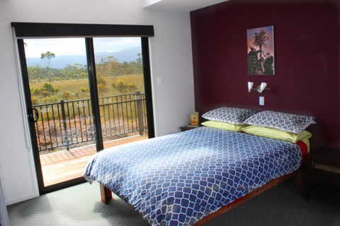Far South Eco-Cabin, Southern Tasmania - Tourism Noosa 4