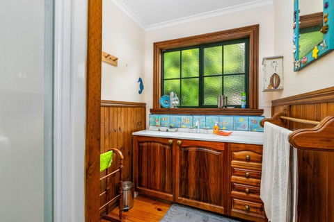 Fishermans Beach Cottage - Tourism Noosa 3