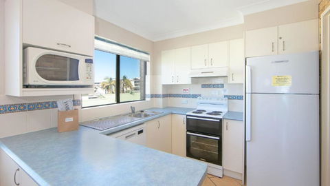 Flinders Lodge - Tourism Noosa 3