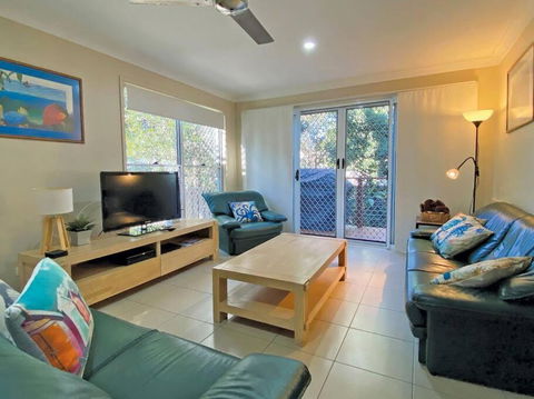 FLIP FLOP INN - Tourism Noosa 2