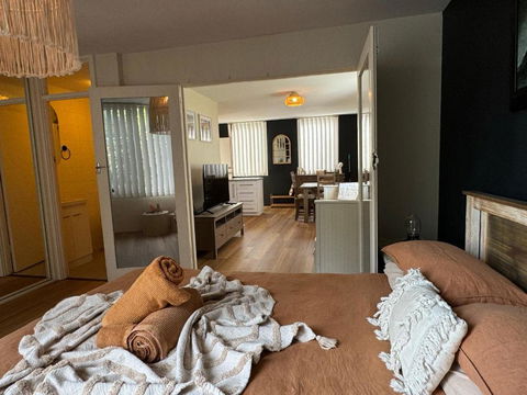 FORR64 - Cosy East Perth Retreat - Tourism Noosa 3