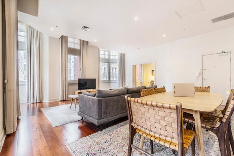 Fabulous Collins Street Luxury 2 BR Apartment - Tourism Noosa 1