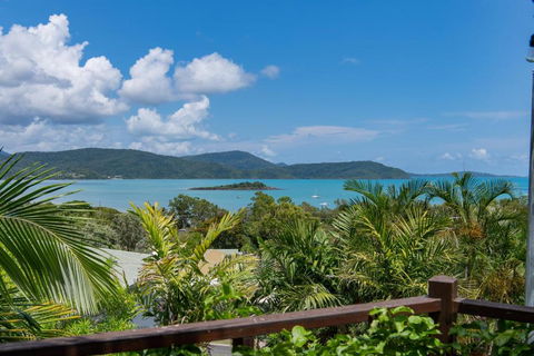 Family Resort In Great Location! - Tourism Noosa 0