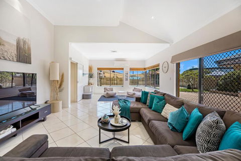 Fun In The Sun Pool Bliss & Ocean Views - Tourism Noosa 0