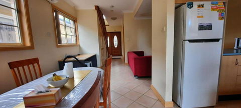 FRENCH HOUSE - Tourism Noosa 2