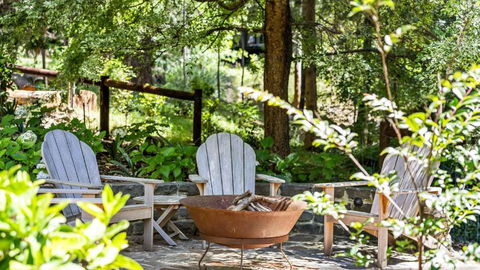 FROGWELL HOLLOW Immerse Into An Idyllic Fairytale - Tourism Noosa 1