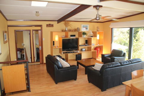 Gabbadah Beach House - Tourism Noosa 2