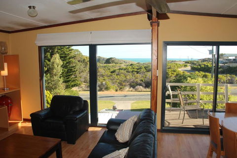 Gabbadah Beach House - Tourism Noosa 4