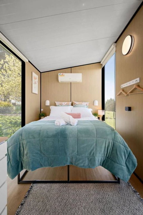 Gold Meadows By Tiny Away - Tourism Noosa 3