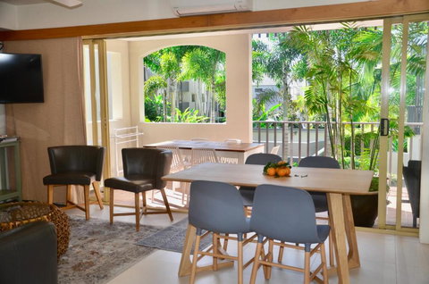 French Quarter On Hastings Unit 125 - Tourism Noosa 4