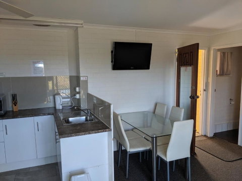 Harrington Village Motel - Tourism Noosa 2