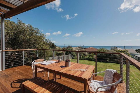 House On Hampson - Tourism Noosa 1